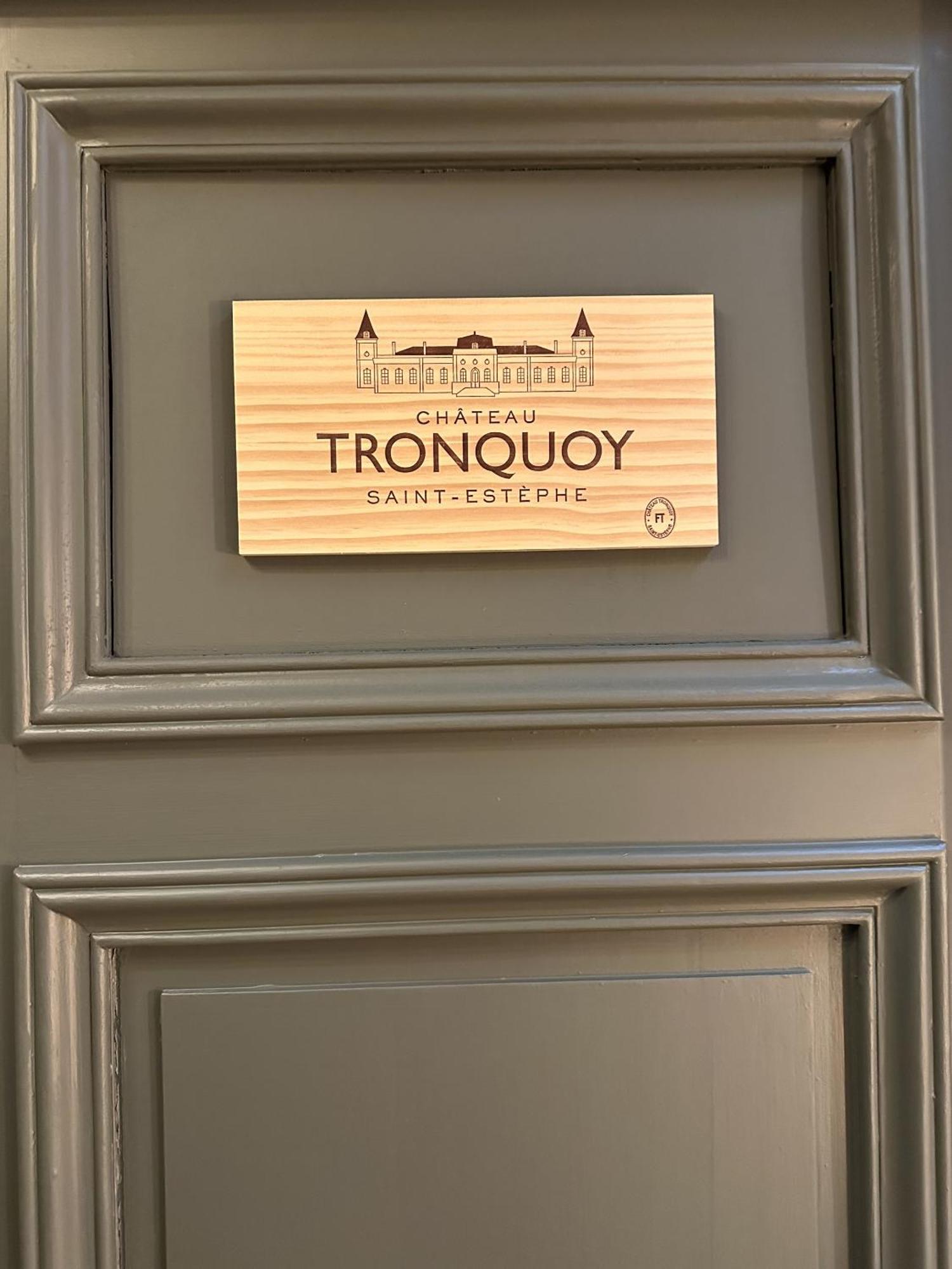 Maison Jeroboam Saint Estephe Ruang foto